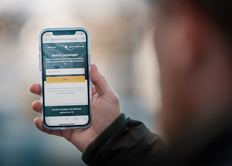 mobile-payment-parking-810x580