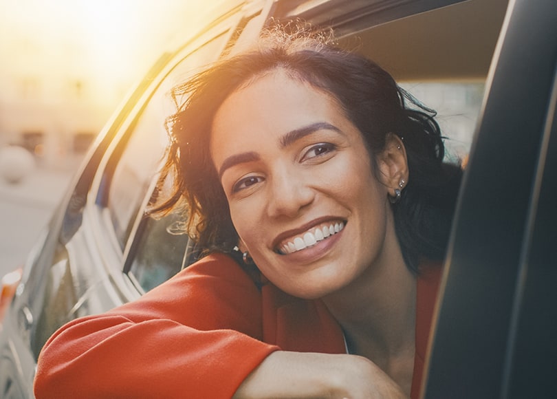 woman-car-window-810x580